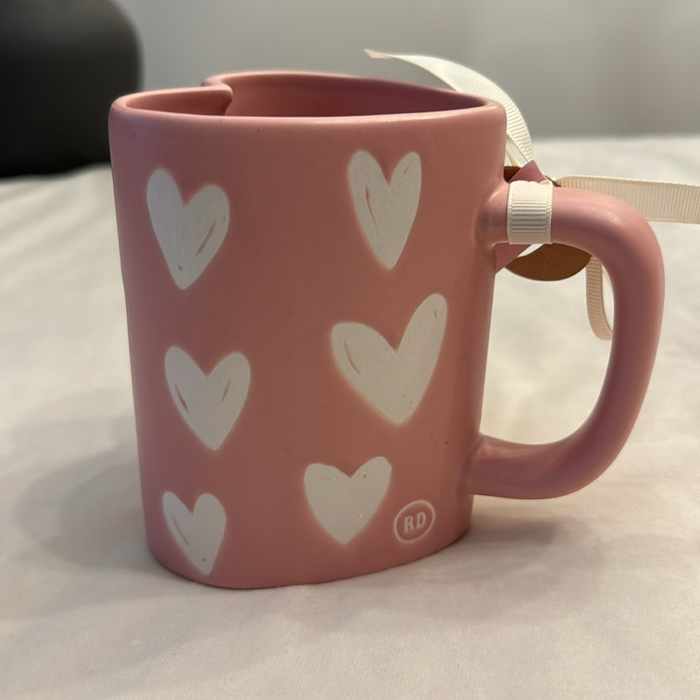 NEW! Rae Dunn Pink and White Heart Accent Mug - Picture 4 of 8